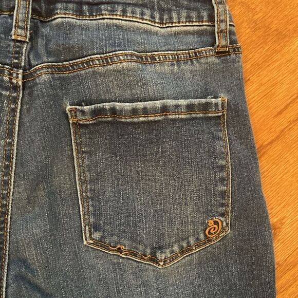 Indigo Rein size 13/30 jeans- curvy fit - distressed front - Picture 8 of 10